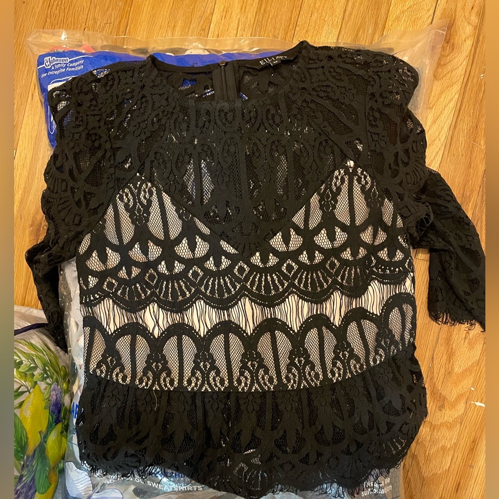 Elliat Lace Crop Top Black Mesh - Size XS
